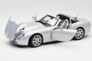TVR Tuscan Mk2 Silber Sun Star 1:18 4462 Druckguss — Bild 2 von 8