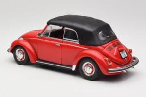 Volkswagen 1302 LS Cabriolet Rot Revell 1:18 08470 Druckguss — Bild 7 von 8