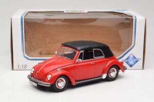 Volkswagen 1302 LS Cabriolet Rot Revell 1:18 08470 Druckguss — Bild 8 von 8