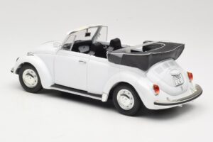 Volkswagen 1302 LS Cabriolet Weiß Revell 1:18 08415 Druckguss — Bild 7 von 8