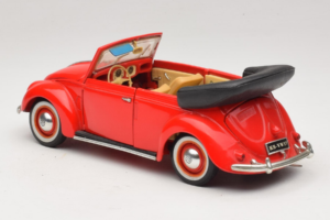 Volkswagen Beetle Cabriolet Rot Maisto 1:18 56010 Druckguss — Bild 7 von 8