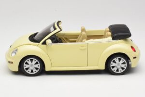 Volkswagen Beetle Cabriolet Gelb Gate 1:18 VW24108 Druckguss — Bild 4 von 8