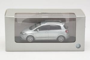Volkswagen Cross Golf Mk5 Silber Minichamps 1:43 400054370 Druckguss — Bild 4 von 4