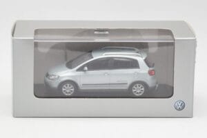 Volkswagen Cross Golf Mk5 Silber Minichamps 1:43 GOLF003 Druckguss — Bild 4 von 4