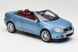 Volkswagen Eos Blau Norev 1:18 188422 Druckguss — Bild 6 von 8