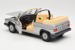 Volkswagen Golf Mk1 Cabriolet Silber Sun Star 1:18 VW004 Druckguss — Bild 5 von 8