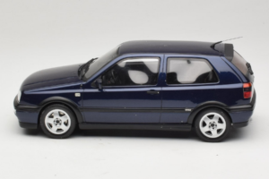 Volkswagen Golf Mk3 VR6 Dunkelblau Otto 1:18 OT046 Resin — Bild 3 von 6