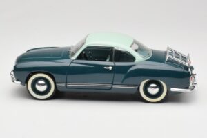 Volkswagen Karmann Ghia Blau Solido 1:18 8061 Druckguss — Bild 4 von 8