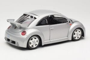Volkswagen New Beetle RSi Silber Bburago 1:18 3306 Druckguss — Bild 3 von 8