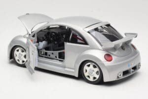 Volkswagen New Beetle RSi Silber Bburago 1:18 3306 Druckguss — Bild 5 von 8