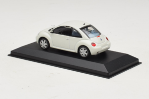 Volkswagen New Beetle Weiß Minichamps 1:43 430058005 Druckguss — Bild 3 von 4