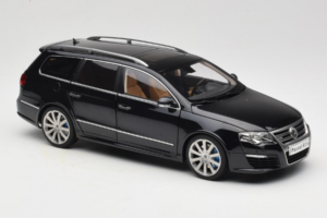 Volkswagen Passat B6 R36 Variant Schwarz NZG 1:18 KF044-4A Druckguss — Bild 6 von 8