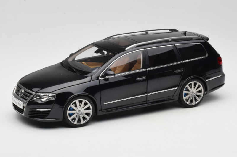 Volkswagen Passat B6 R36 Variant Schwarz NZG 1:18 KF044-4A Druckguss