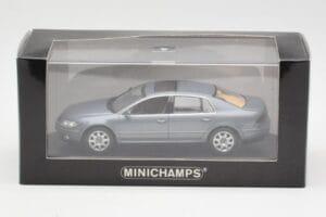 Volkswagen Phaeton 3D Grau Minichamps 1:43 3D0099300GPR7Q Druckguss — Bild 4 von 4