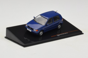 Volkswagen Polo Mk3 Blau IXO 1:43 CLC579N Druckguss — Bild 2 von 4