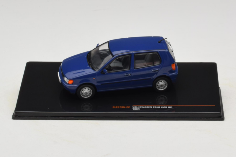 Volkswagen Polo Mk3 Blau IXO 1:43 CLC579N Druckguss