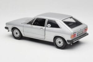 Volkswagen Scirocco GT Mk1 Silver Metallic Revell 1:18 08833 Druckguss — Bild 7 von 8