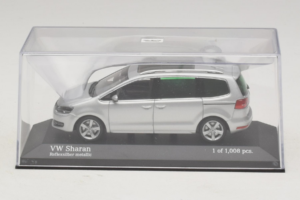 Volkswagen Sharan Silber Minichamps 1:43 400058101 Druckguss — Bild 4 von 5