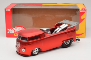 Volkswagen T1 Truck Rot Hot Wheels 1:18 J2895 Druckguss — Bild 8 von 8