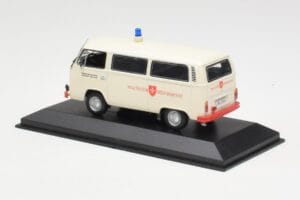 Volkswagen T2 Ambulance Malteser Hilfsdienst Minichamps 1:43 400053092 Druckguss — Bild 3 von 4