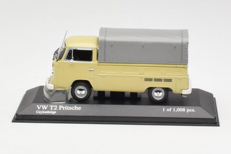 Volkswagen T2 Pritschenwagen Beige Minichamps 1:43 400053204 Druckguss