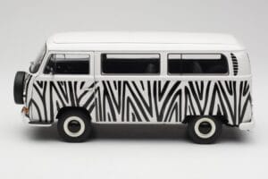 Volkswagen T2a Bus Safari Schuco 1:18 00191 Druckguss — Bild 4 von 8