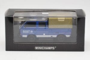 Volkswagen T3 Doppelkabine Pritschenwagen THW Hannover Minichamps 1:43 400055290 Druckguss — Bild 4 von 4