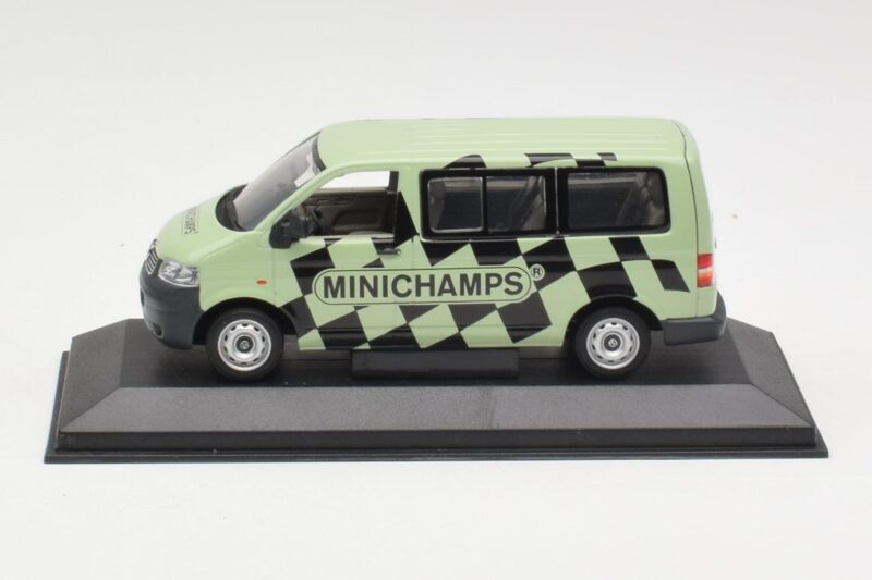 Volkswagen T5 Bus Grün Minichamps 1:43 T5002 Druckguss