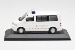 Volkswagen T5 Multivan Bundeswehr Notarzt Prototyp Minichamps 1:43 400052291-P1 Druckguss