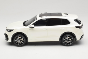 Volkswagen Tiguan R-Line Oryx White Pearl Otto 1:18 OT1219 Resin — Bild 3 von 6