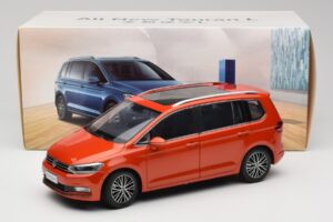 Volkswagen Touran 5T Orange Paudi Model 1:18 ZVE000003ORA Druckguss — Bild 8 von 8