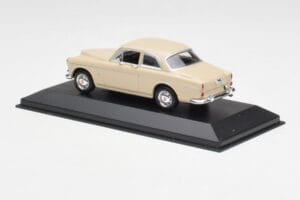 Volvo 121 Amazon Beige Minichamps 1:43 940171002 Druckguss — Bild 3 von 4