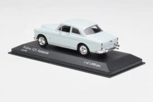 Volvo 121 Amazon Hellblau Minichamps 1:43 430171007 Druckguss — Bild 3 von 4