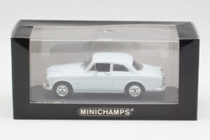Volvo 121 Amazon Hellblau Minichamps 1:43 430171007 Druckguss — Bild 4 von 4
