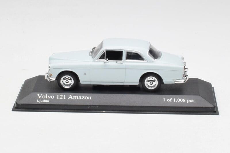 Volvo 121 Amazon Hellblau Minichamps 1:43 Volvo 121 Amazon Hellblau Minichamps 1:43 430171007 Druckguss