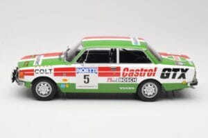 Volvo 142 #5 H. Mikkola / E. Rautanen Rally 1000 Lakes 1973 MCG 1:18 MCG18529R Druckguss — Bild 3 von 6