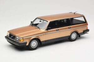 Volvo 240 GL Kombi Gold Metallic Minichamps 1:18 155171415 Druckguss