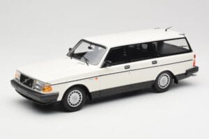 Volvo 240 GL Kombi Weiß Minichamps 1:18 155171412 Druckguss