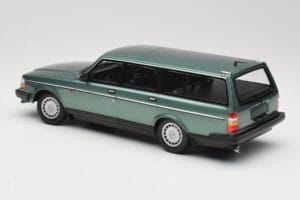 Volvo 240 GL Estate Green Metallic Minichamps 1:18 155171410 Druckguss — Bild 5 von 6