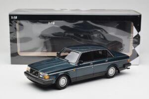 Volvo 240 GL Petrol Metallic Minichamps 1:18 155171407 Druckguss — Bild 6 von 6