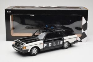 Volvo 240 GL Polis Sweden Schwarz Minichamps 1:18 155171497 Druckguss — Bild 6 von 6