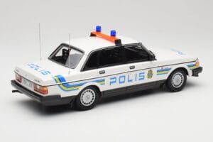 Volvo 240 GL Polis Sweden Minichamps 1:18 155171490 Druckguss — Bild 2 von 6