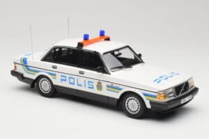 Volvo 240 GL Polis Sweden Minichamps 1:18 155171490 Druckguss — Bild 4 von 6