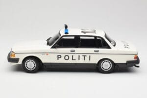 Volvo 240 GL Politi Denmark Minichamps 1:18 155171495 Druckguss — Bild 3 von 6