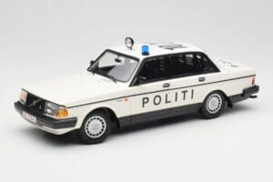 Volvo 240 GL Politi Denmark Minichamps 1:18 155171495 Druckguss