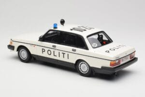 Volvo 240 GL Politi Denmark Minichamps 1:18 155171495 Druckguss — Bild 5 von 6