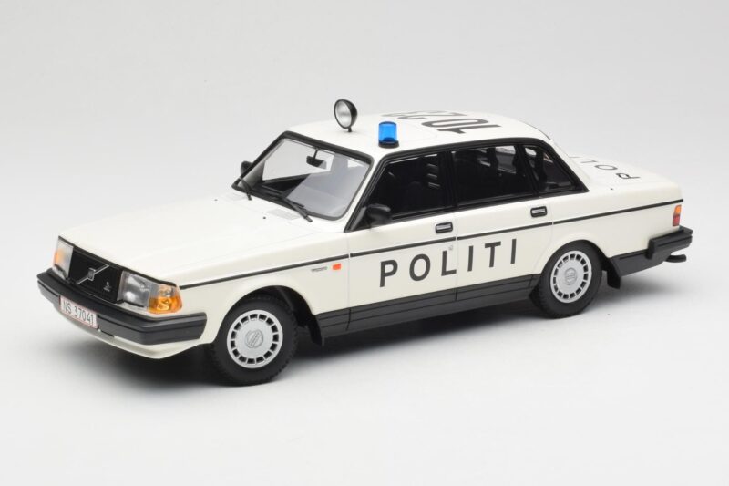 Volvo 240 GL Politi Denmark Minichamps 1:18 155171495 Druckguss