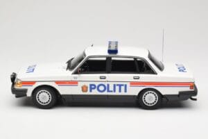 Volvo 240 GL Politi Norway Minichamps 1:18 155171491 Druckguss — Bild 3 von 6