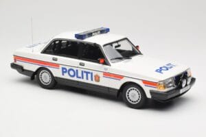Volvo 240 GL Politi Norway Minichamps 1:18 155171491 Druckguss — Bild 4 von 6