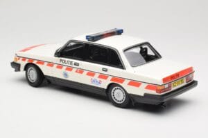 Volvo 240 GL Politie Netherlands Minichamps 1:18 155171498 Druckguss — Bild 5 von 6